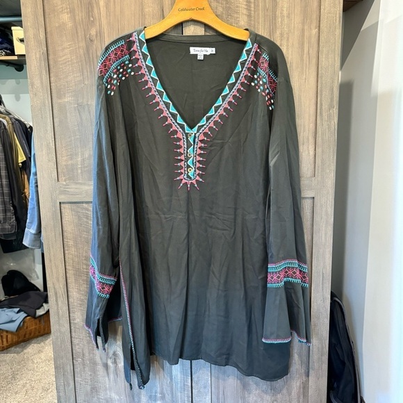 Time for Me 3X Tunic Embroidered Gray Long Bell Sleeves - Picture 2 of 12